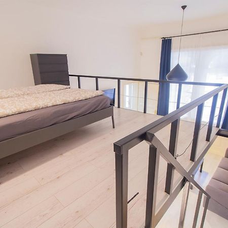 Industrial Double Loft Apartment 布达佩斯 外观 照片