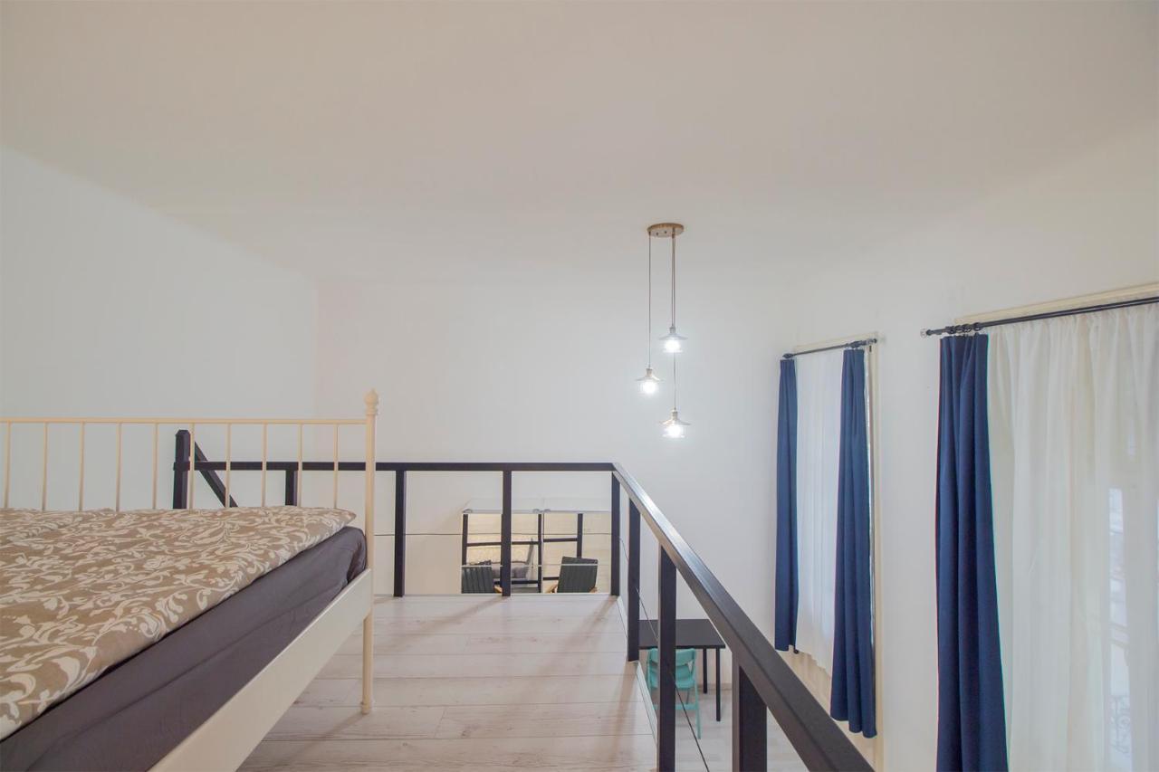 Industrial Double Loft Apartment 布达佩斯 外观 照片